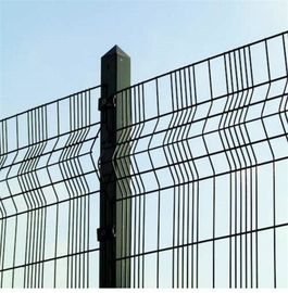 Green Welded Metal Triangle Fence Panel PVC Coated With Triangle Bends