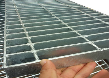 Plain / Serrated / I Type Steel Walkway Grating Cross Bar Size 6mm/8mm With Clips