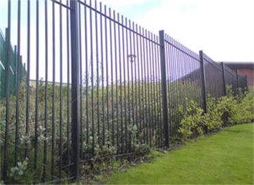 Blunt Top / Vertical Bar Ornate Metal Fencing High Compressive Strength