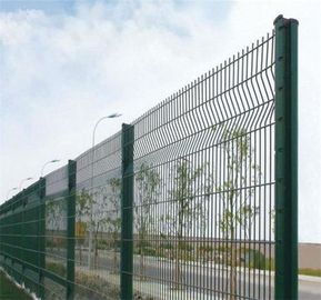 Green Welded Metal Triangle Fence Panel PVC Coated With Triangle Bends