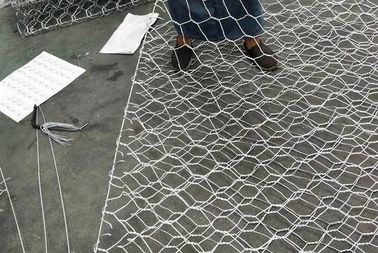 High Performance Hexagon Metal Mesh , Construction Barrier Fence Twill Weave