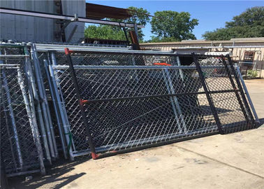 Building Chain Link Privacy Mesh Fence / Construction Site Fencing Easily Assembled