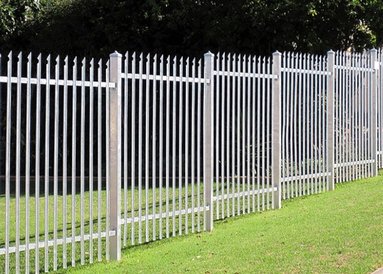 Pvc-beschichtete Winkelstange Stahlpalisade Fechten 1,8 * 2,4 m D Pale Für Wohn