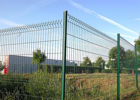 PVC-Grün-Pfirsich-geformter Dreieck-Zaun Panel 2.0*2.5m für Sicherheit Soem
