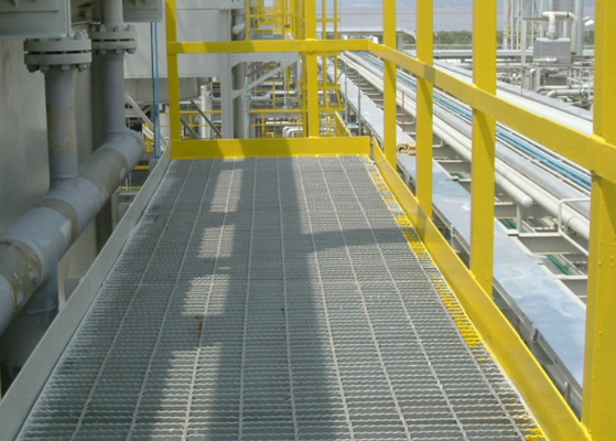 2-8mm galvanisierten geschweißtes Stahlgehweg-Gitter für Abfluss-Abdeckungs-flache Stange ASTM A36