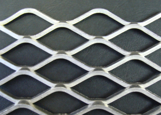 Flach gedrückt galvanisiert erweitert greifen Sie 3.0mm 1,22 x 2.44m Diamond Hole 60mm ineinander