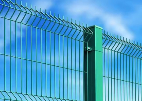 Dreieckszaun 3D-Panel mit Dreiecksbeugen für die Sicherheit
