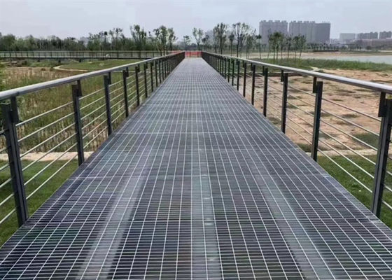 Industrielles Baumaterial Stahlgitterrost für Gehwegplattform
