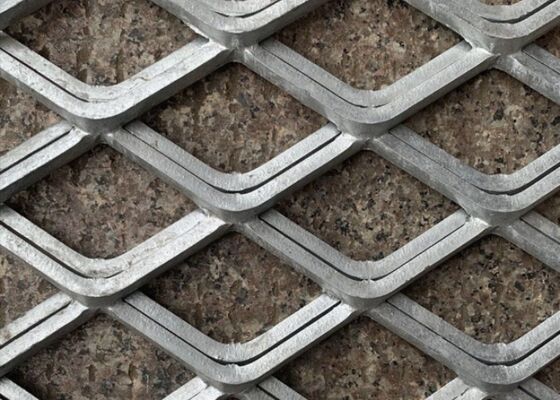 Streckmetallgitter für Sicherheitszäune und Industrieanwendungen