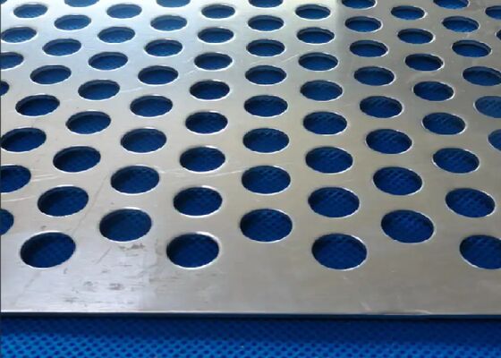 Präzisionsperforiertes Metallblech zur Abtastung, Belüftung und Schutz