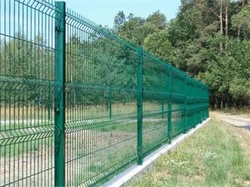 Heißer eingetauchter galvanisierter Curvy grüner fechtender 3D Maschendraht, Sicherheitszaun 358