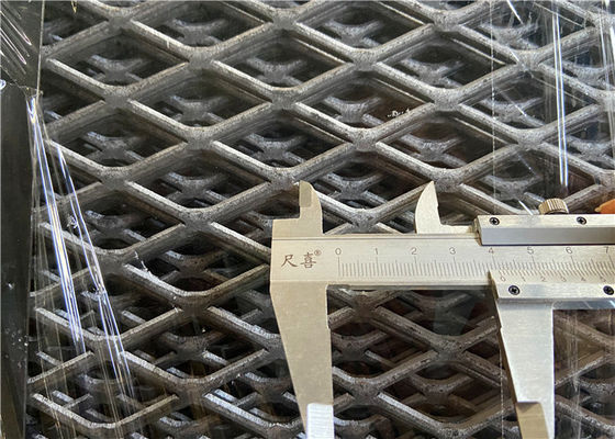 Schwarzes Eisen-1.22x2.44m flachgedrücktes Streckmetall-Blatt für Gebäude